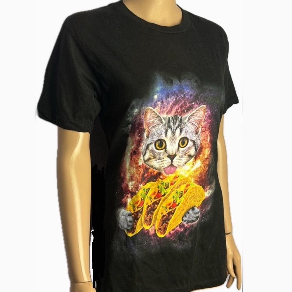 NWT Rainbow Kitty Taco Short Sleeve Graphic Black Tee Cosmic Cat Tacos